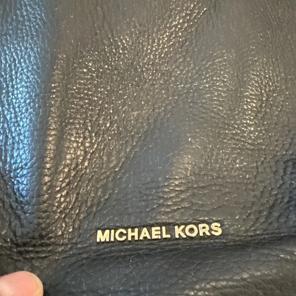 Michael Kors Black Pebbled Leather Lydia‎ Hobo Bag Soft Supple Leather Classic